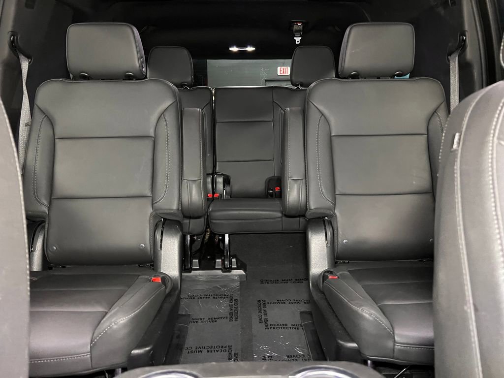 Used 2023 Chevrolet Suburban Z71 w/ Luxury Package AWD/4WD image 30