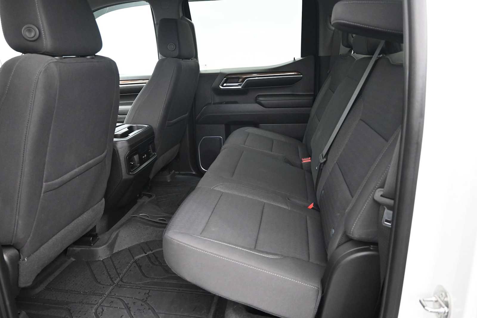 Used 2023 Chevrolet Silverado 1500 RST w/ Redline Edition AWD/4WD image 24
