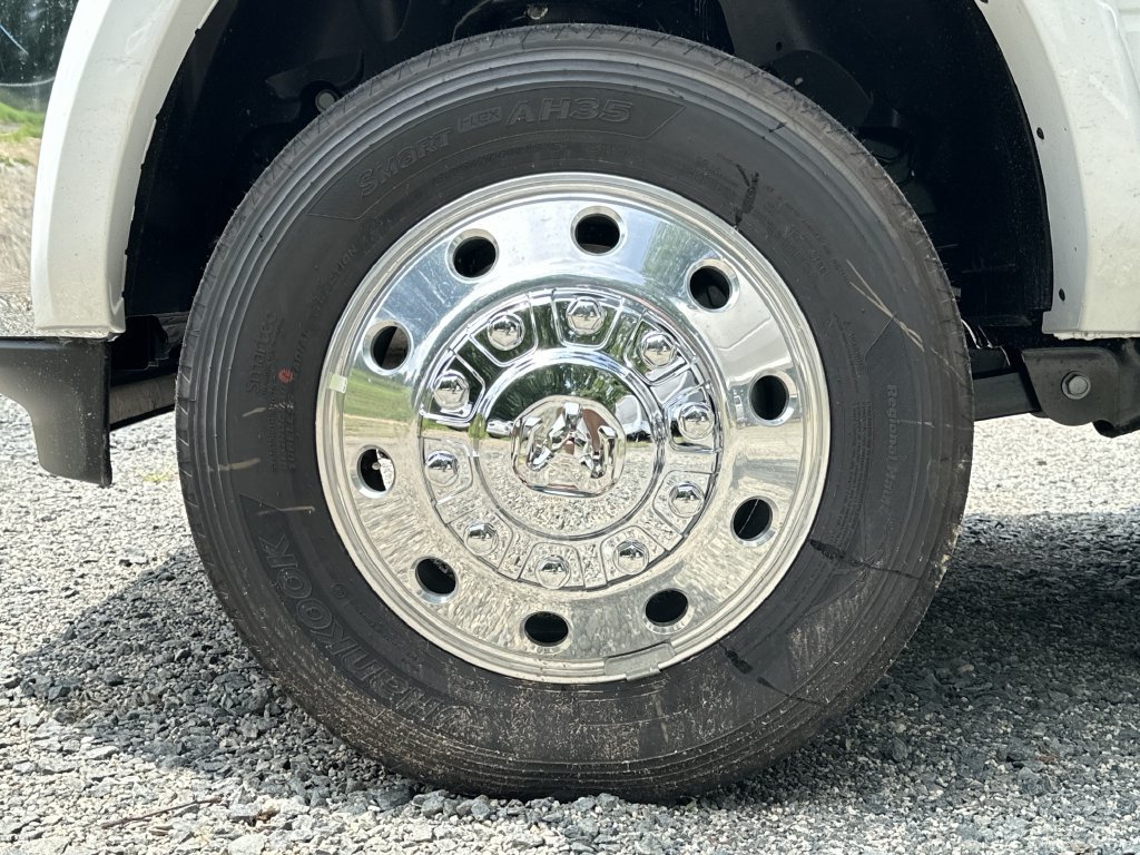 New 2026 RAM 4500 4x4 Crew Cab DRW image 12