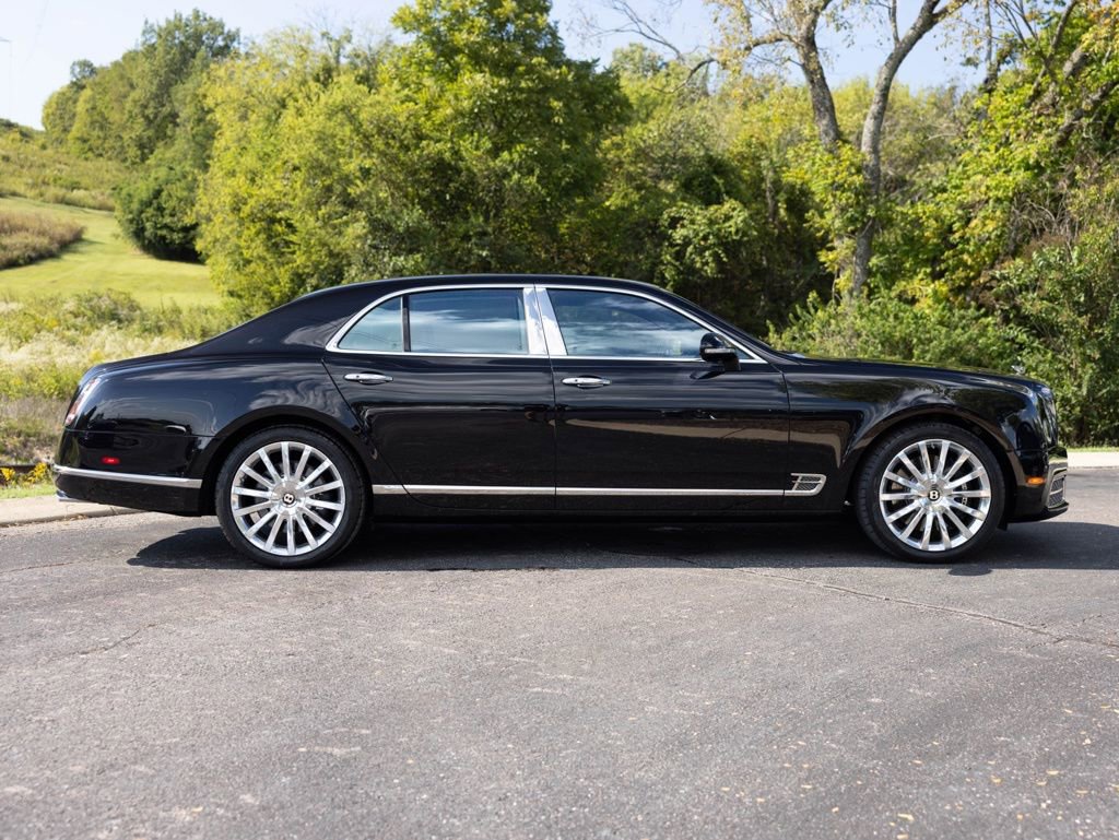 Used 2019 Bentley Mulsanne image 13