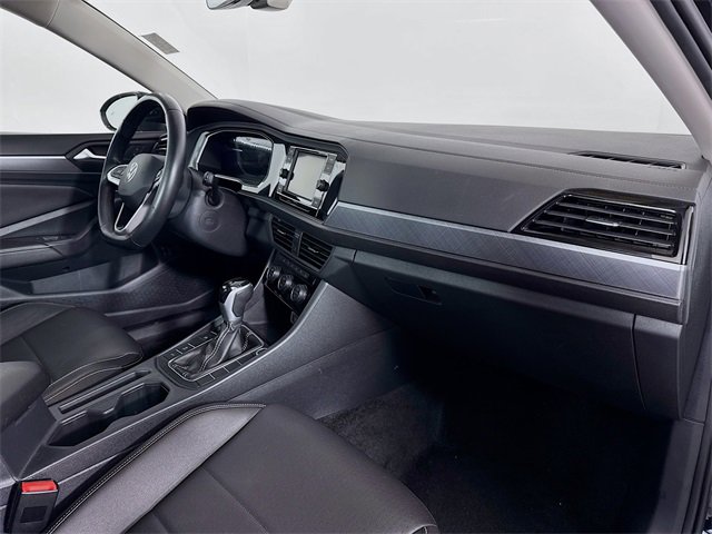 Used 2024 Volkswagen Jetta SE image 27