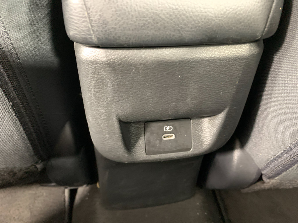 Used 2024 Nissan Versa SR w/ Trunk Package FWD image 32