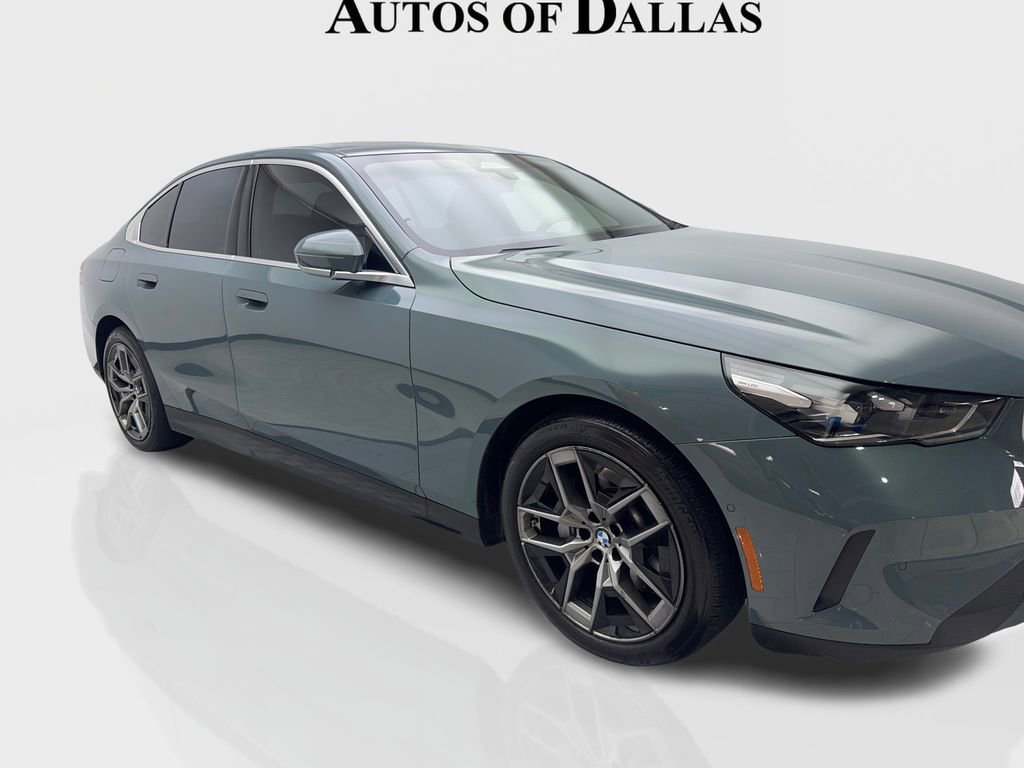 Used 2026 BMW 530i xDrive w/ Premium Package AWD/4WD image 12