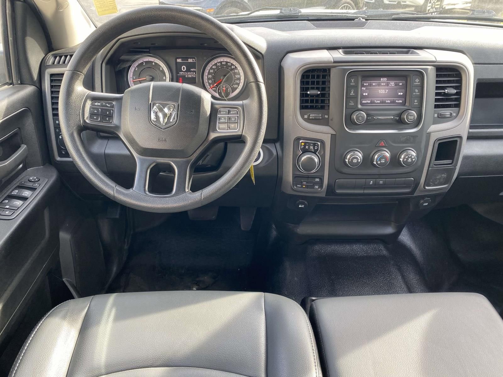 Used 2022 RAM 1500 Tradesman w/ Chrome Appearance Group image 11