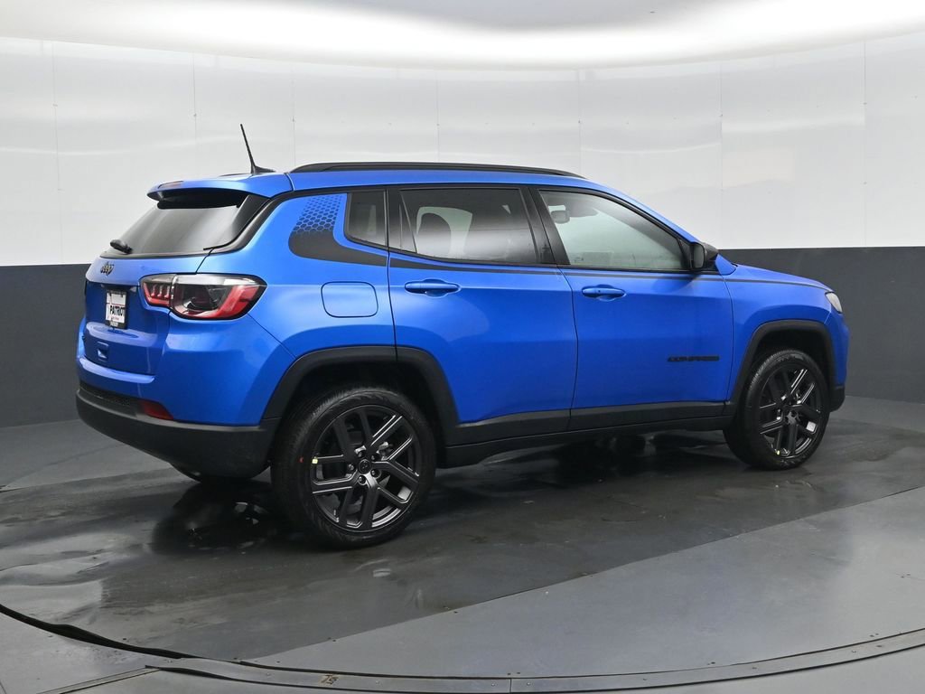 New 2026 Jeep Compass Latitude AWD/4WD image 2