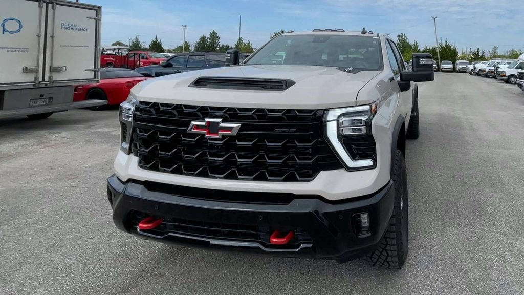 New 2026 Chevrolet Silverado 2500 ZR2 w/ LPO, Dark Essentials Package AWD/4WD image 5