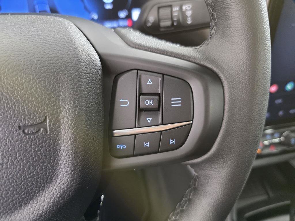 Used 2025 Ford Ranger Lariat w/ Chrome Accent Package image 29