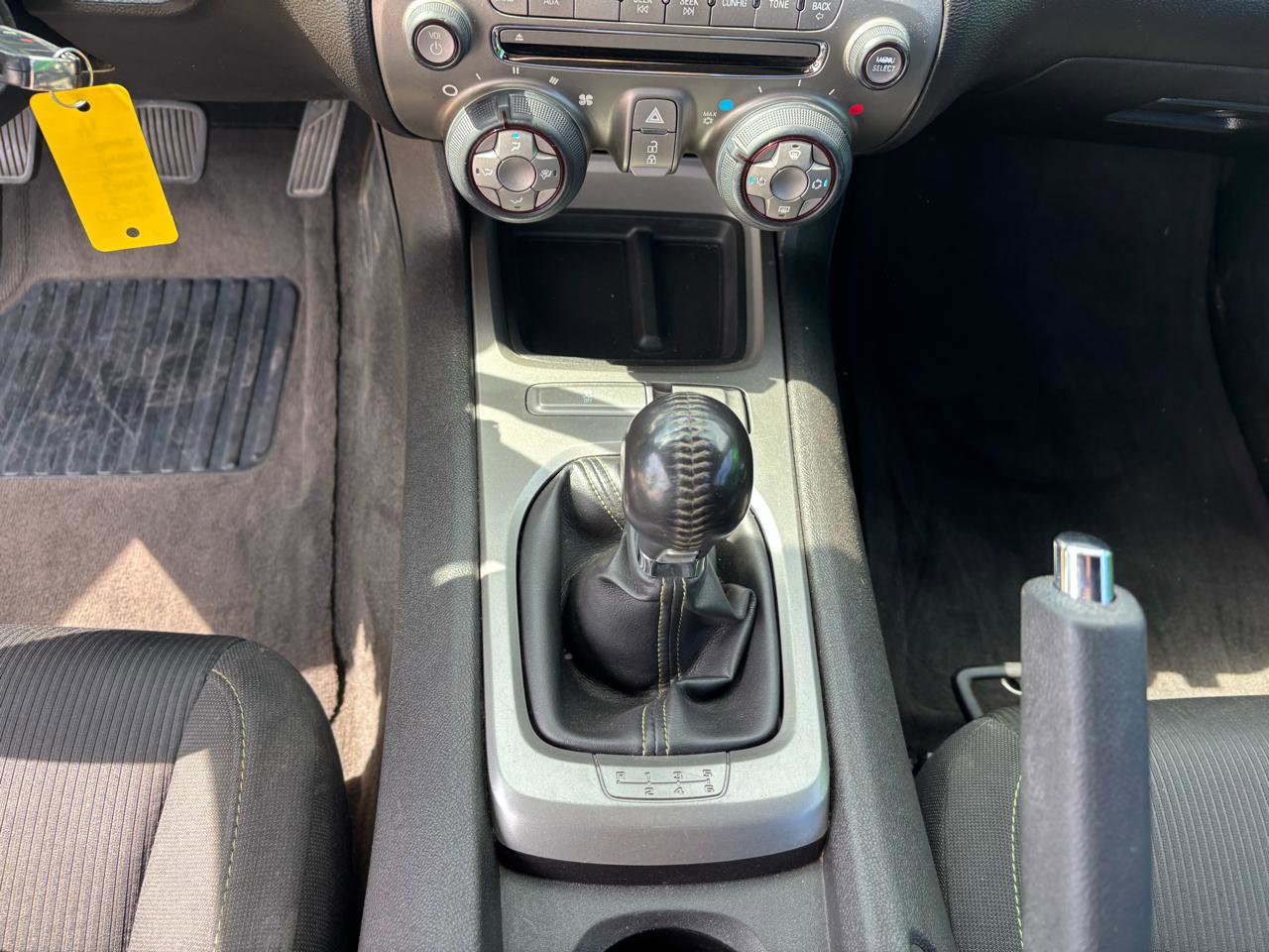 Used 2010 Chevrolet Camaro LT RWD image 17