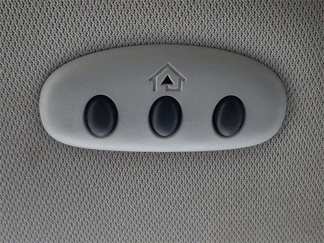 Used 2024 Ford Edge Titanium image 27