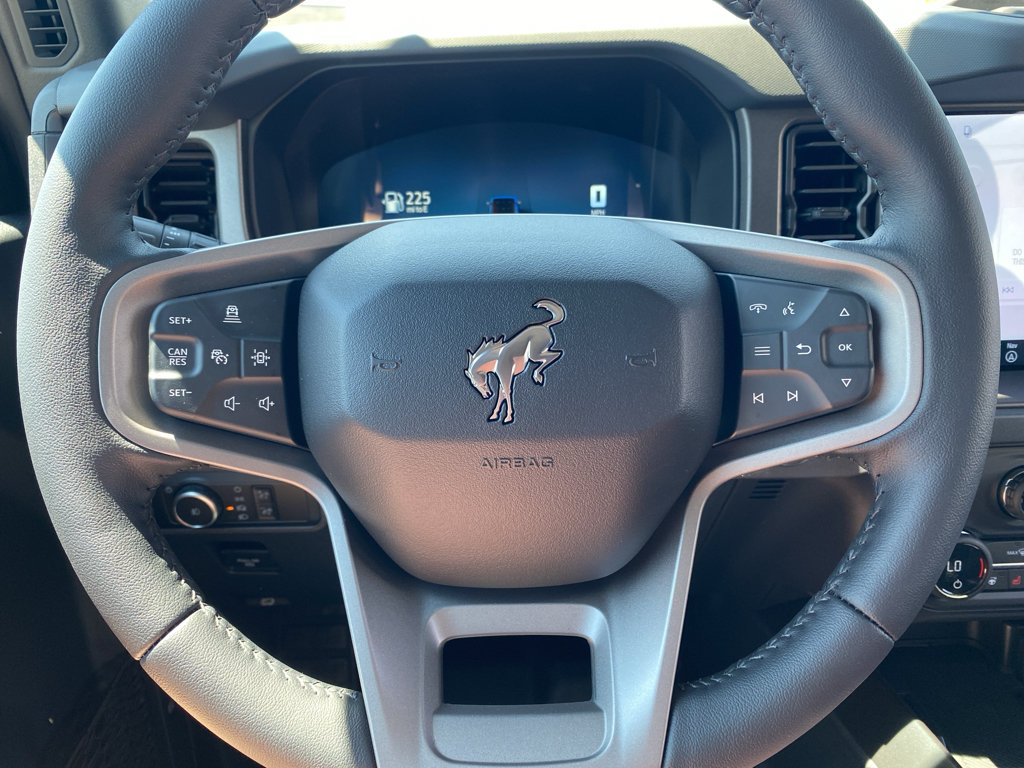 New 2026 Ford Bronco Badlands AWD/4WD image 9