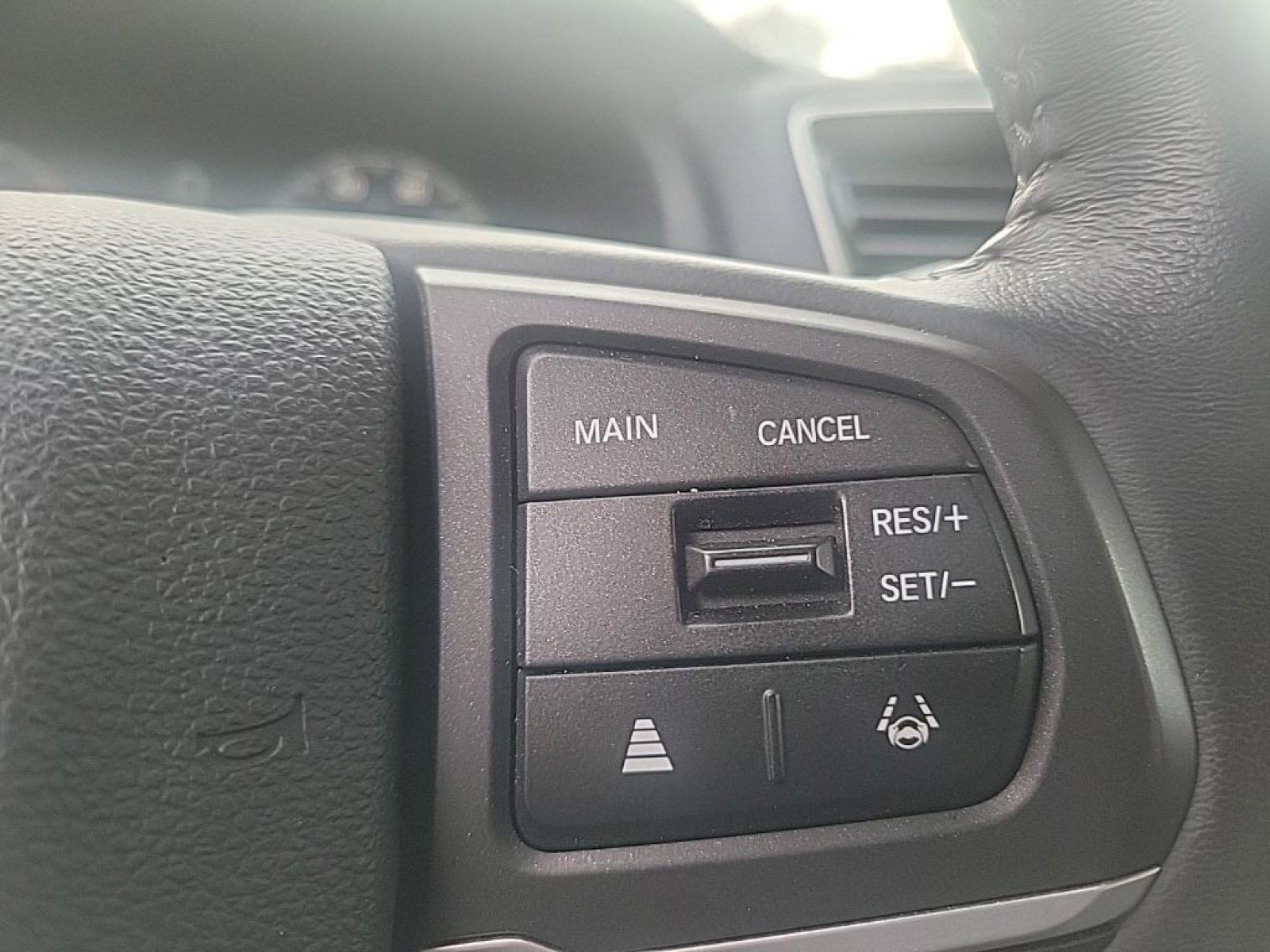 Used 2024 Honda Ridgeline Sport image 25