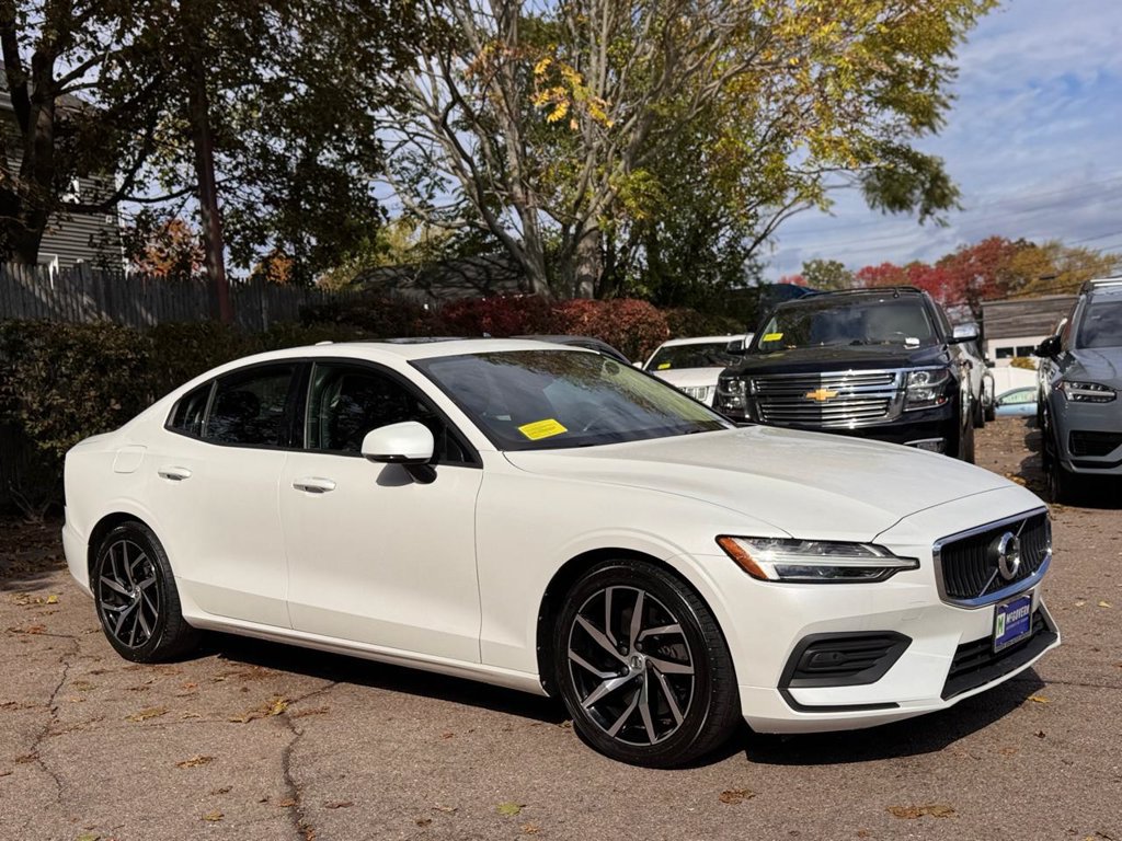 Used 2019 Volvo S60 T6 Momentum w/ Premium Package AWD/4WD image 7