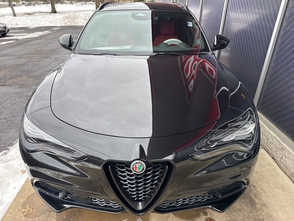 New 2026 Alfa Romeo Stelvio Sprint image 5