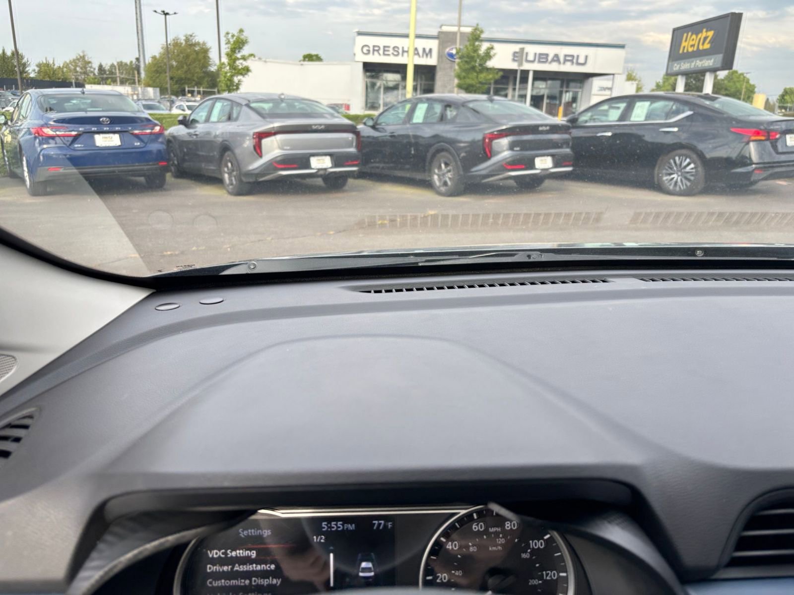 Used 2025 Nissan Versa SV FWD image 32