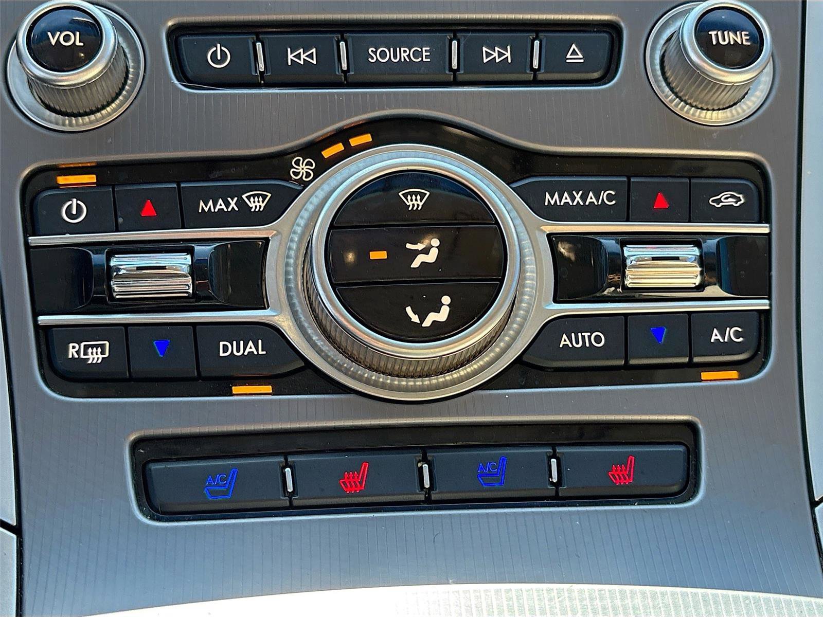 Used 2017 Lincoln MKZ Reserve image 16