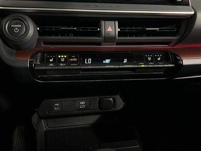 Used 2024 Toyota Prius Prime Premium image 22