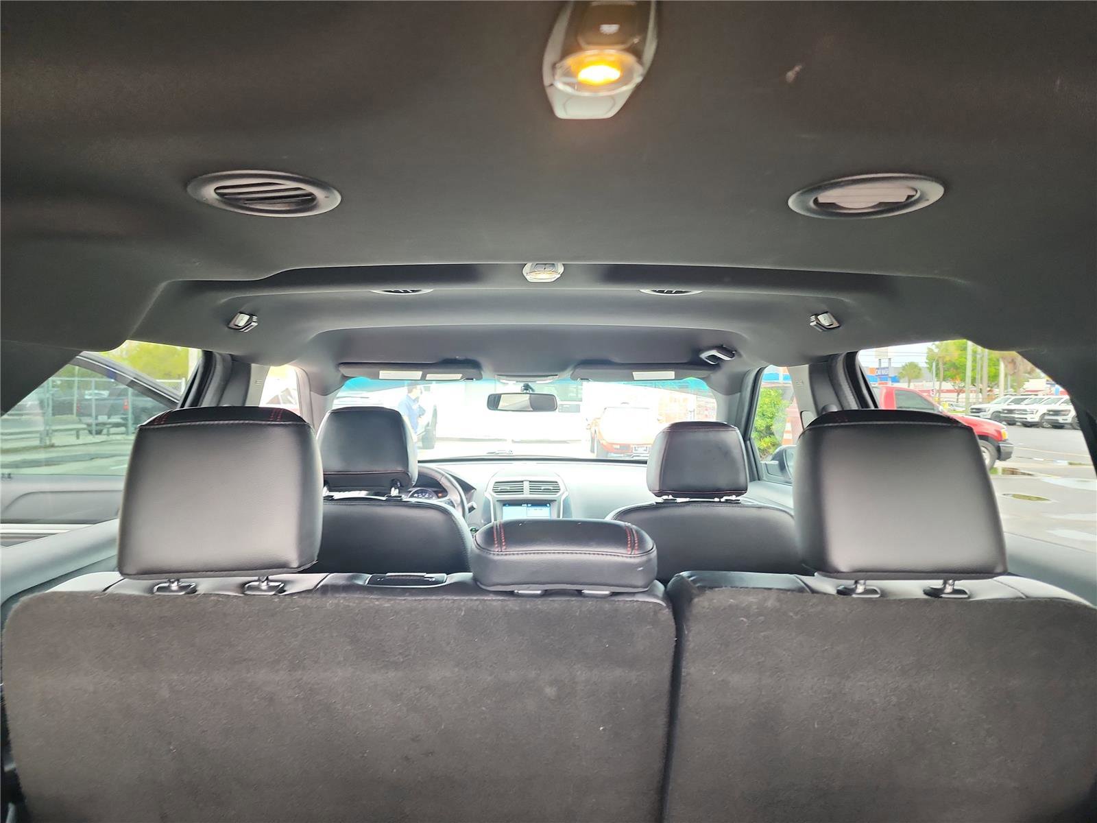 Used 2017 Ford Explorer Sport image 18