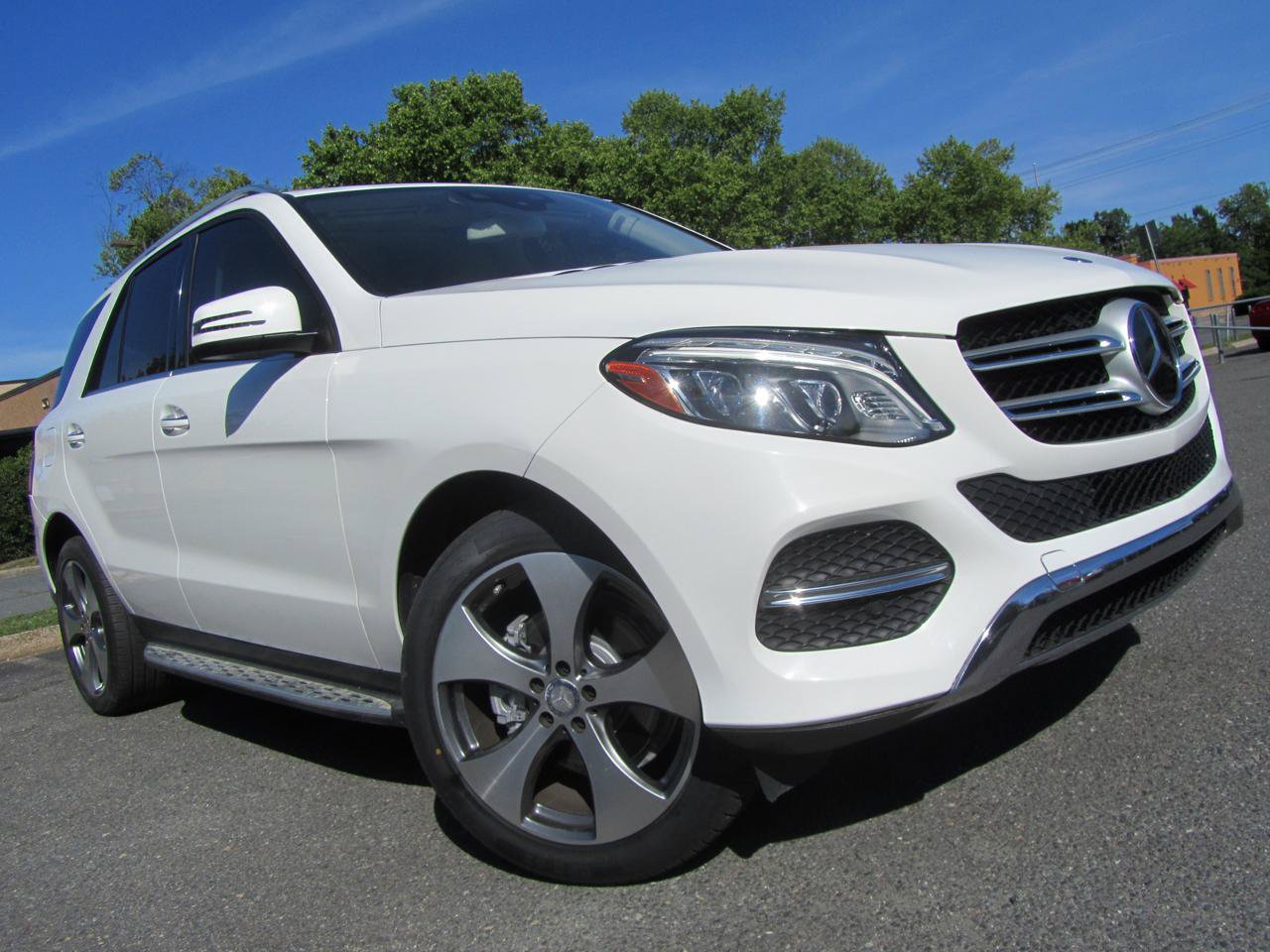Used 2016 Mercedes-Benz GLE 350 image 2