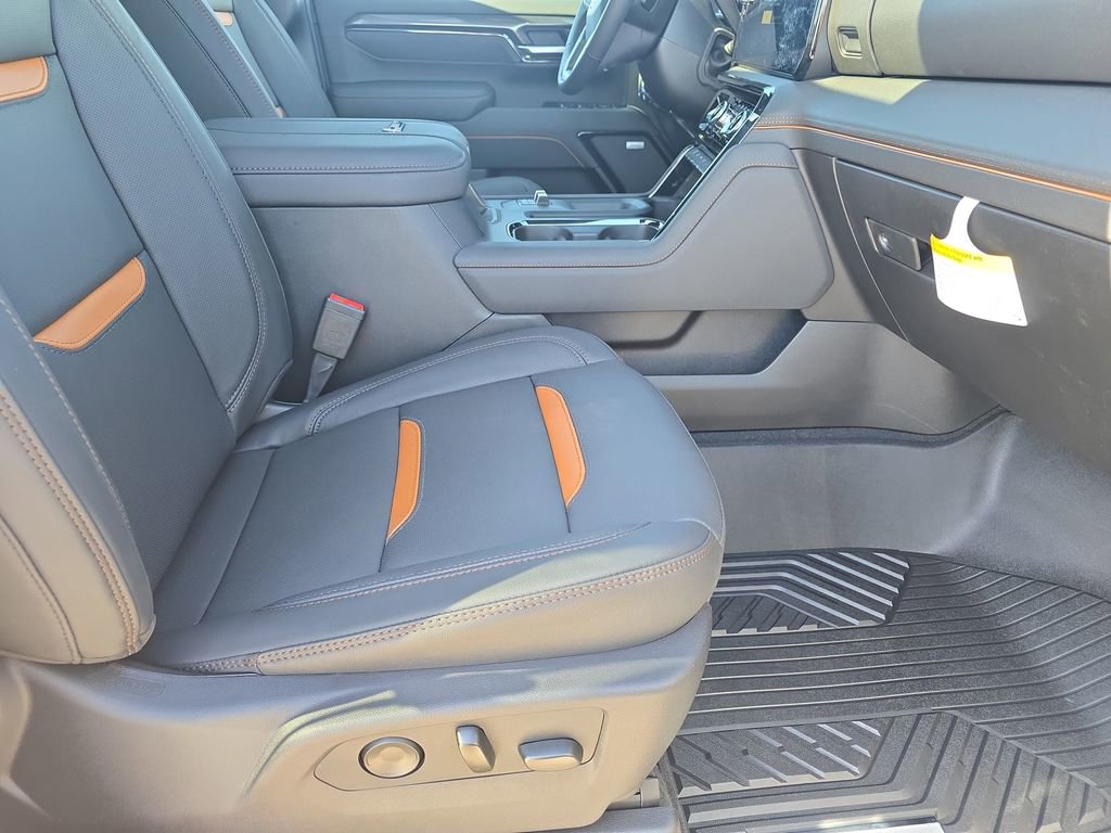 New 2026 GMC Sierra 2500 AT4 w/ AT4 Premium Plus Package AWD/4WD image 10