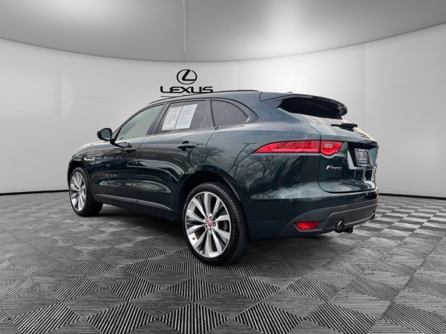 Used 2018 Jaguar F-PACE R-Sport image 6