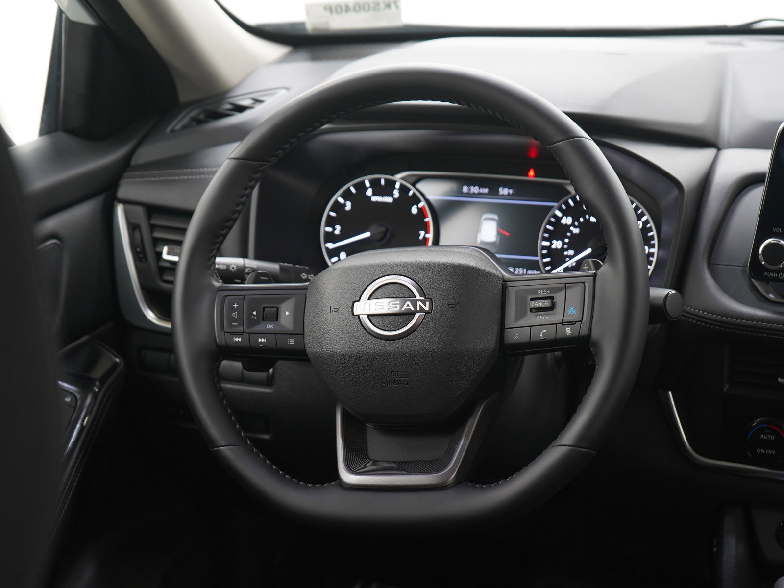 Used 2025 Nissan Rogue SV image 16
