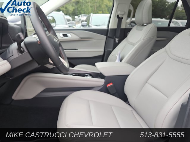 Used 2025 Ford Explorer Active w/ Active Comfort Package AWD/4WD image 25
