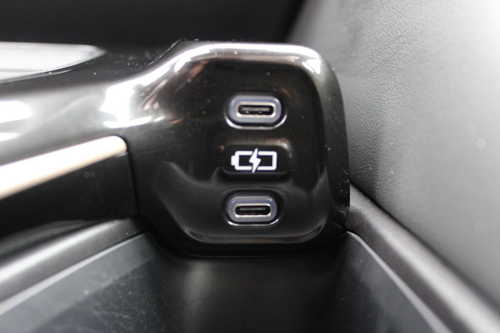 Used 2026 Toyota Crown Platinum image 23