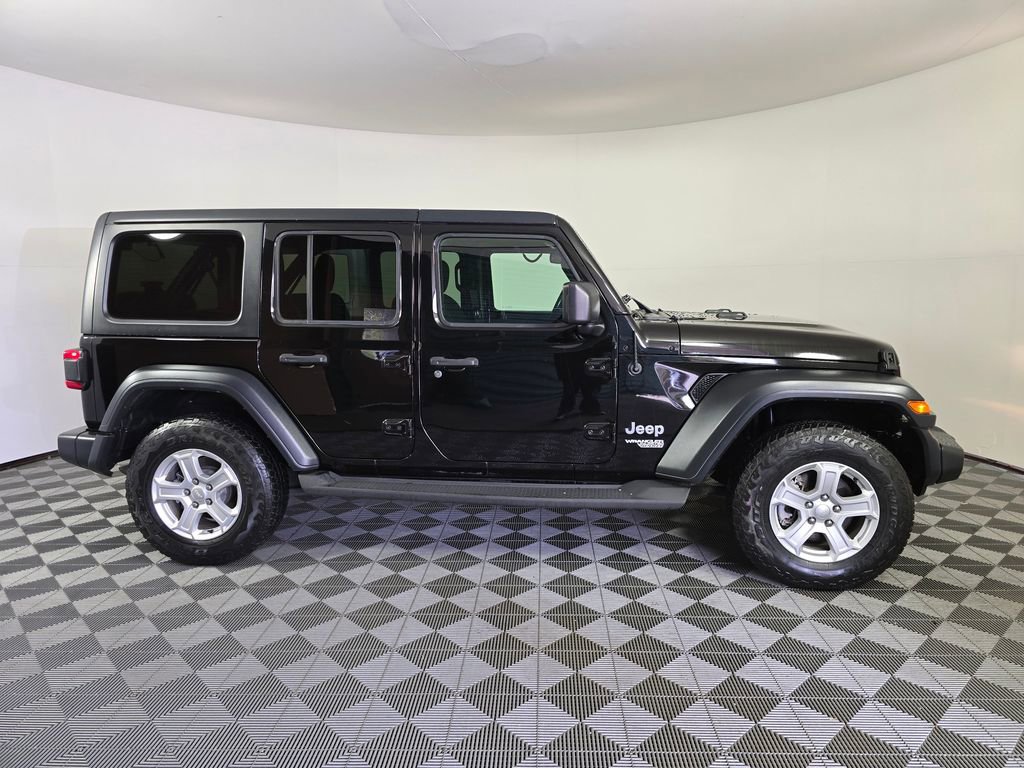 Used 2018 Jeep Wrangler Unlimited Sport S AWD/4WD image 8