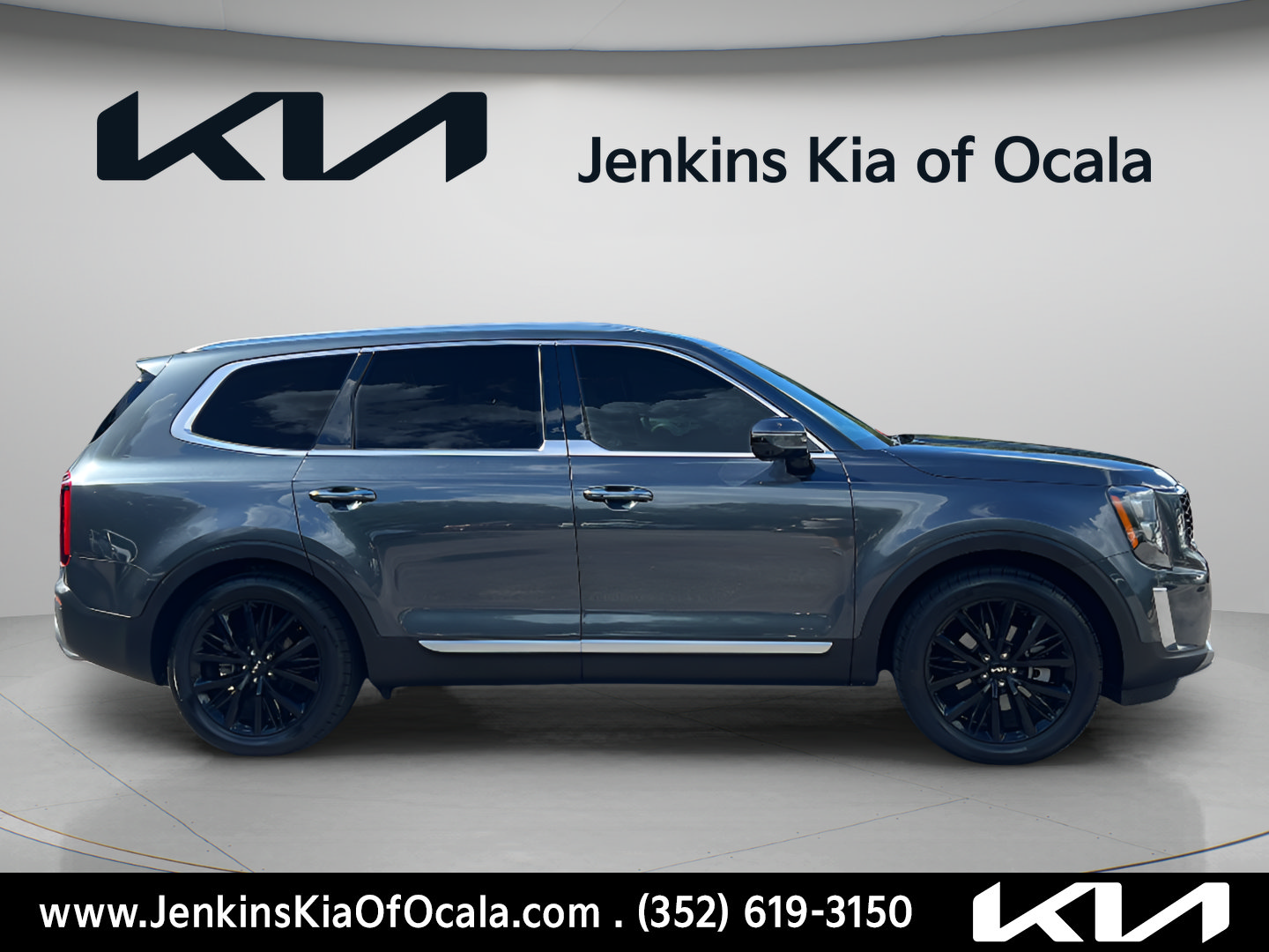 Certified 2022 Kia Telluride SX w/ Towing Package FWD image 2