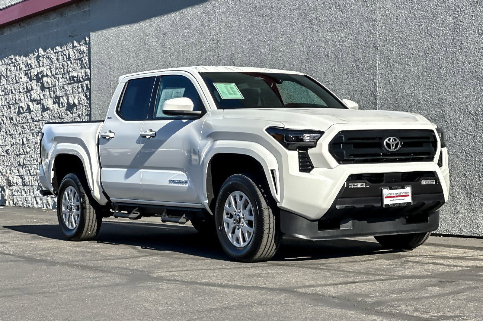 Certified 2025 Toyota Tacoma SR5 image 7