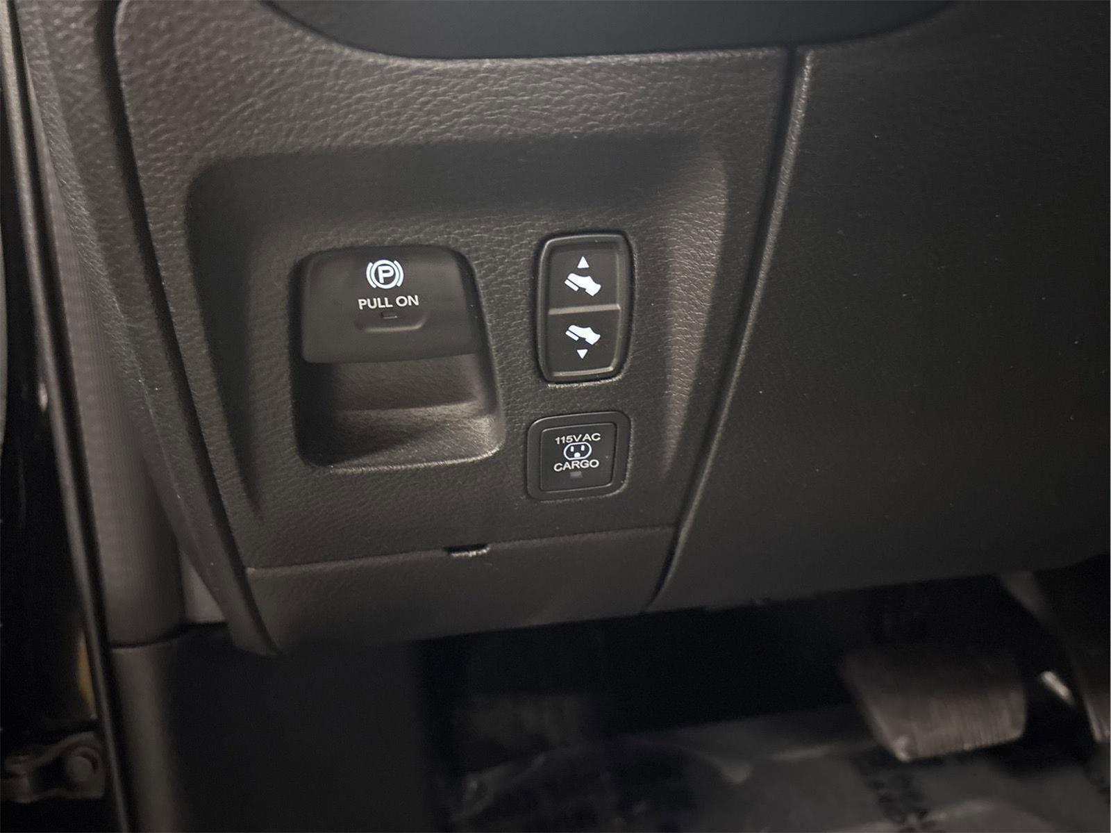 Used 2025 RAM 1500 Big Horn image 18