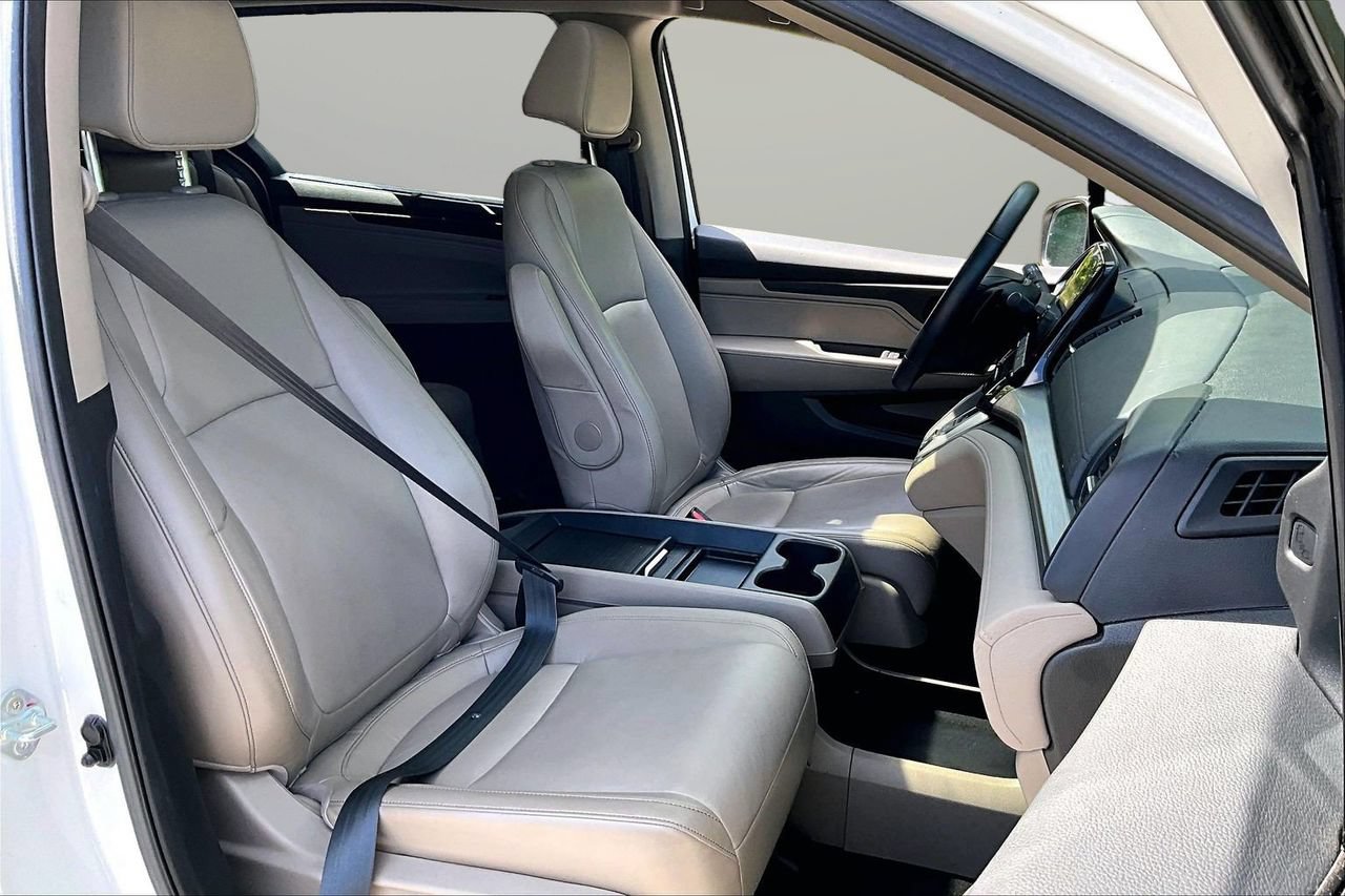 Used 2023 Honda Odyssey EX-L image 23