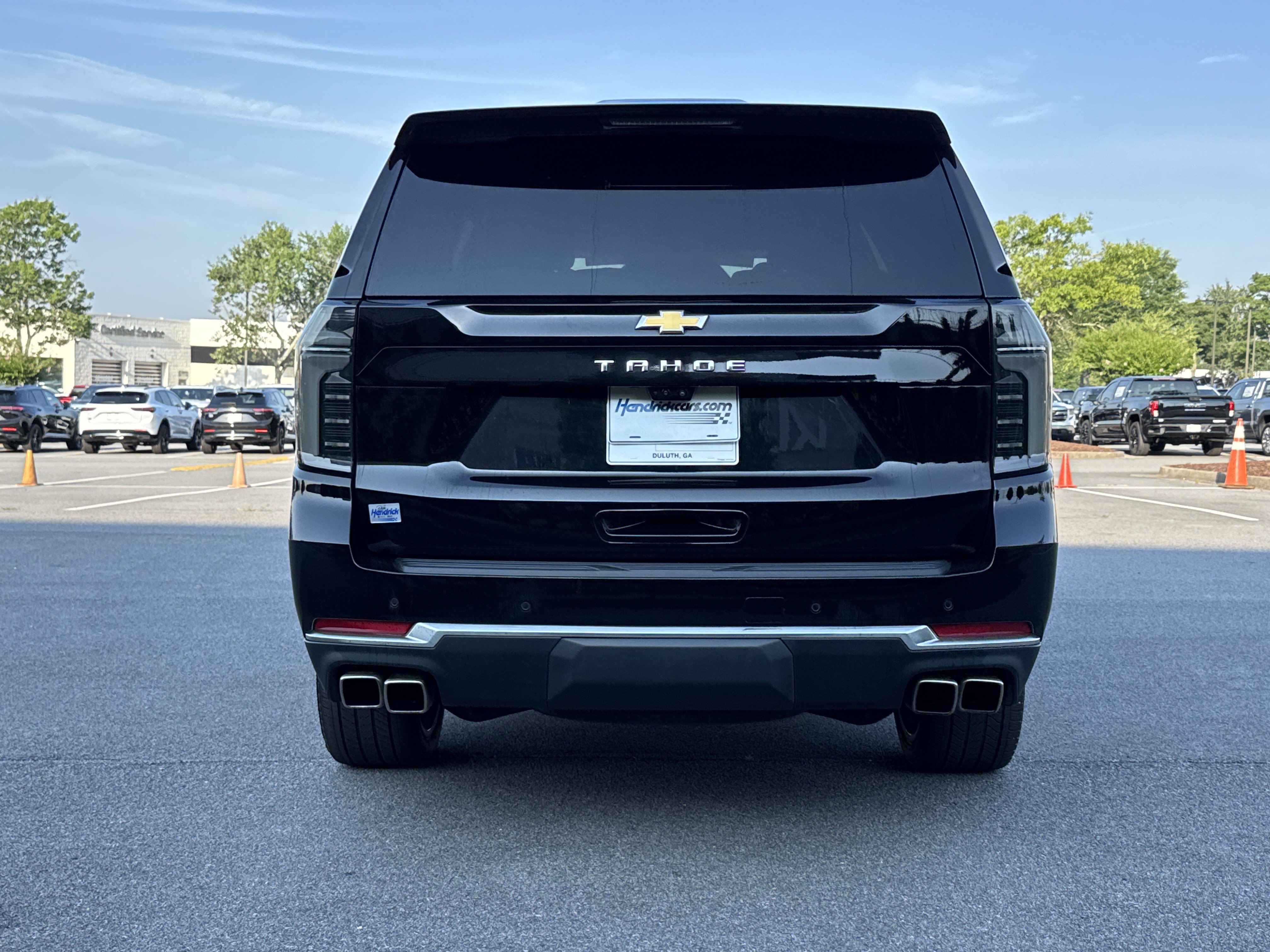 Used 2025 Chevrolet Tahoe High Country AWD/4WD image 9