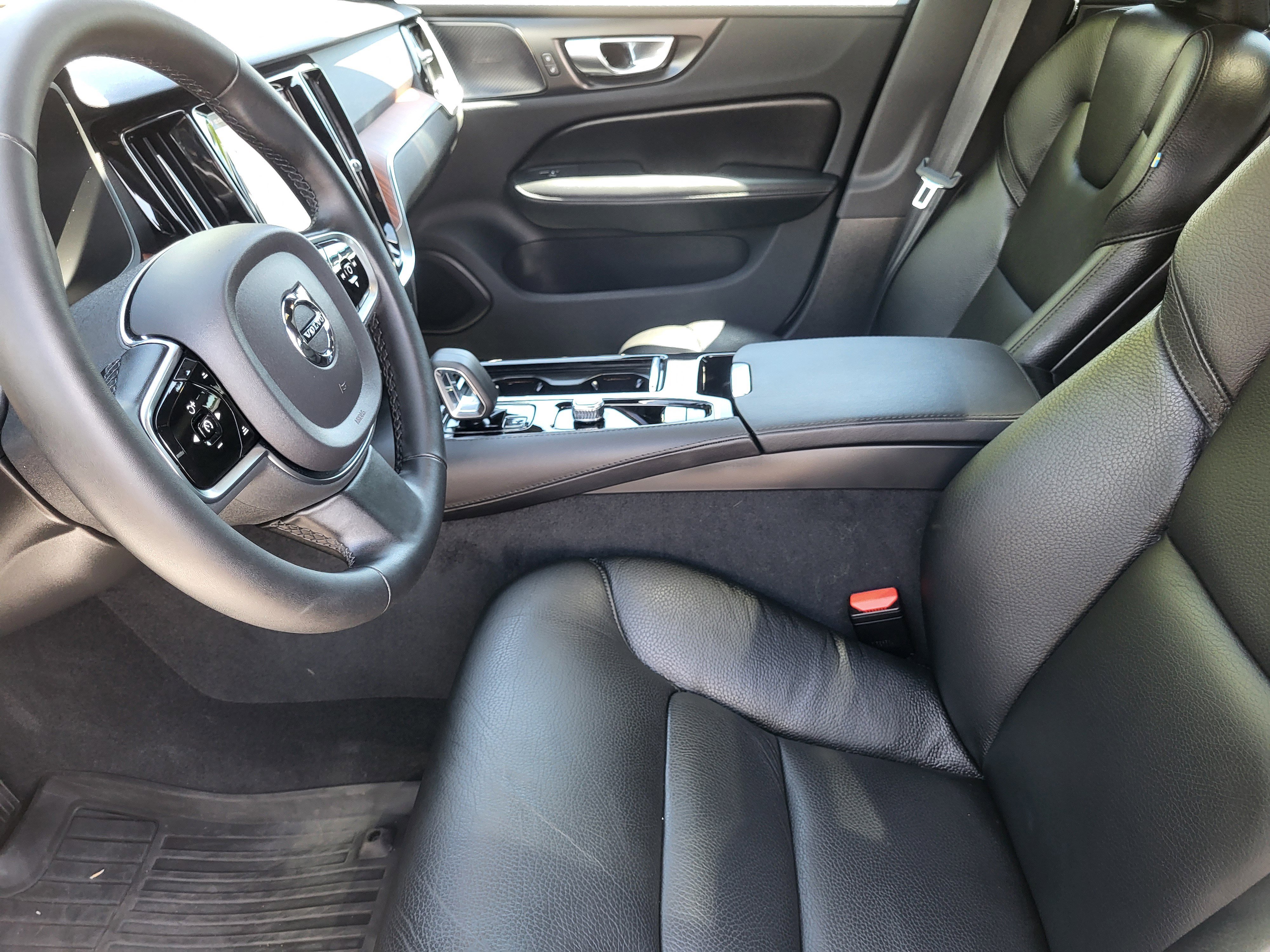 Certified 2023 Volvo S60 T8 Plus w/ Climate Package AWD/4WD image 10