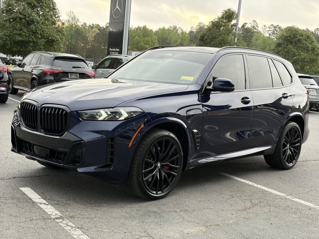 Used 2025 BMW X5 sDrive40i w/ M Sport Package image 7