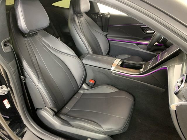 Used 2024 Mercedes-Benz CLE 300 4MATIC Coupe image 31