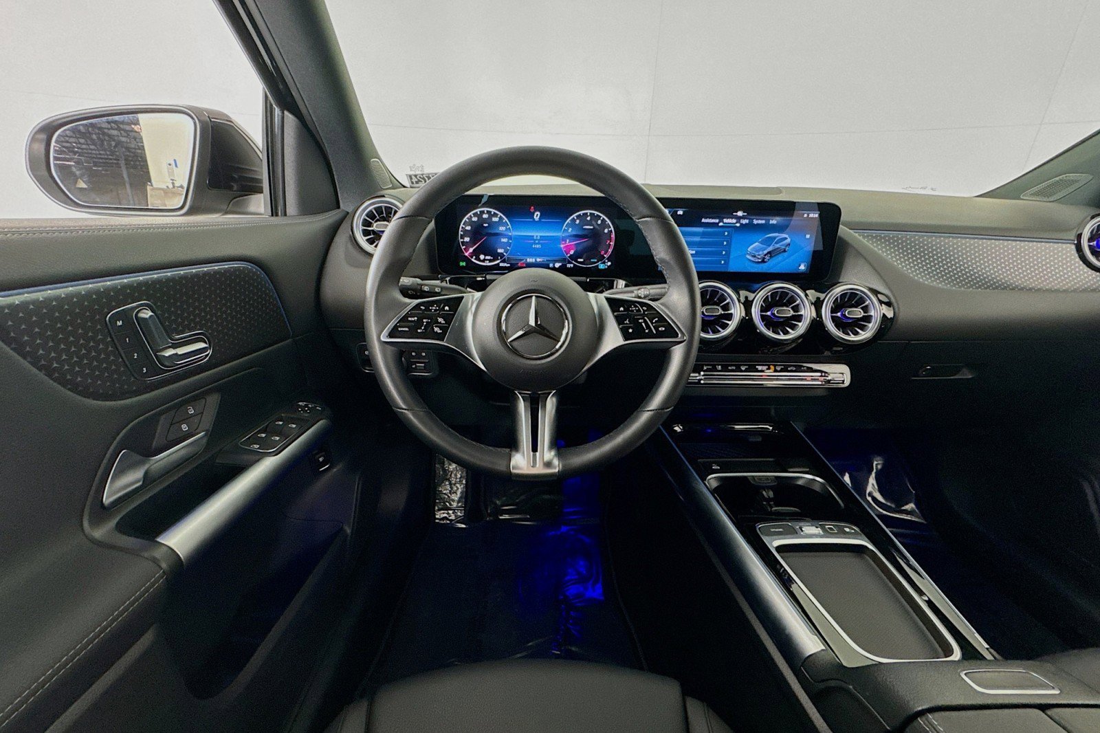 Certified 2025 Mercedes-Benz GLA 250 image 5