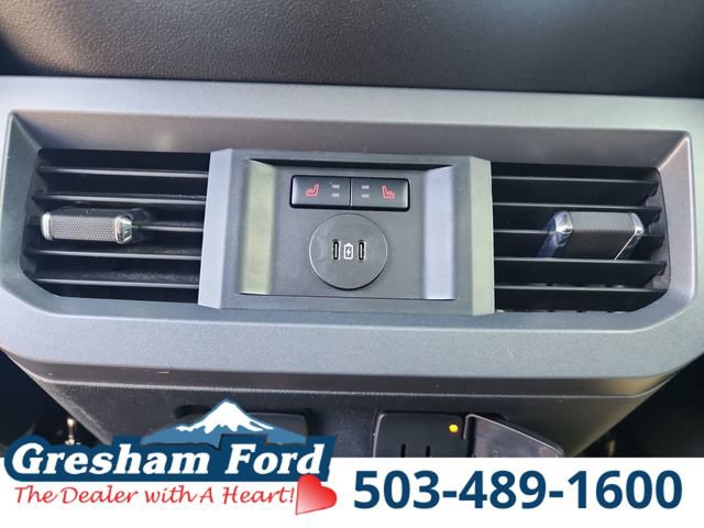 Used 2024 Ford F350 Lariat w/ Lariat Ultimate Package AWD/4WD image 35