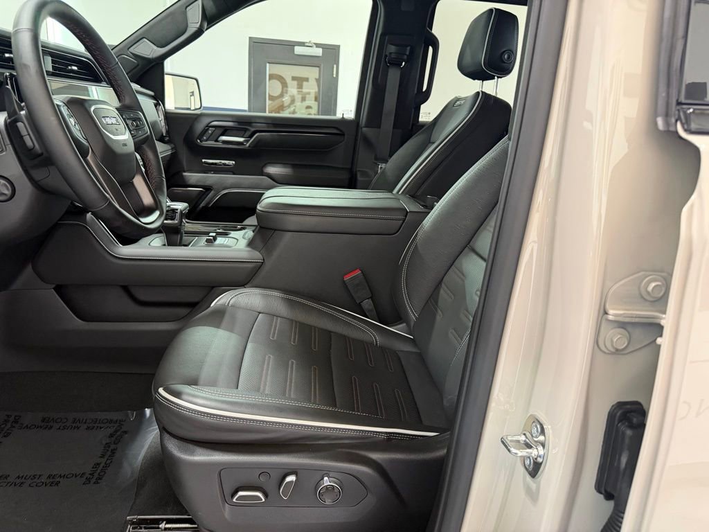 Used 2026 GMC Sierra 1500 AT4X image 31