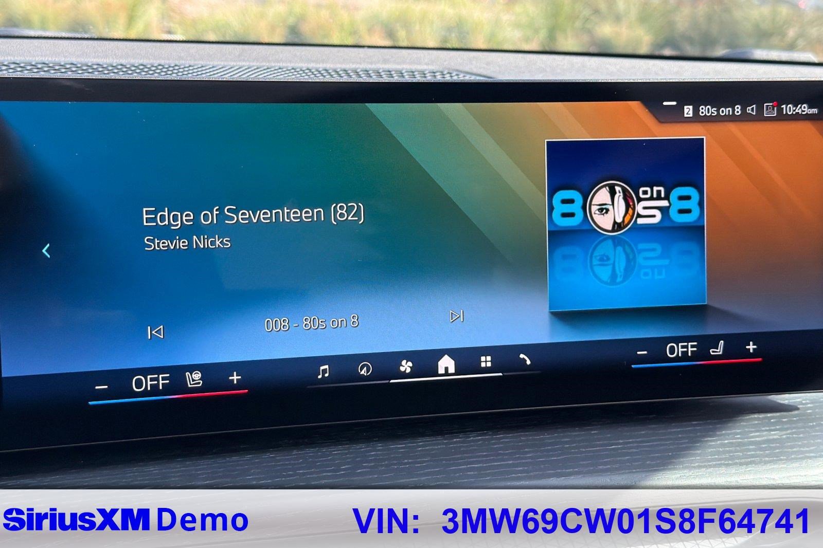 Used 2025 BMW 330i Sedan w/ Premium Package image 40