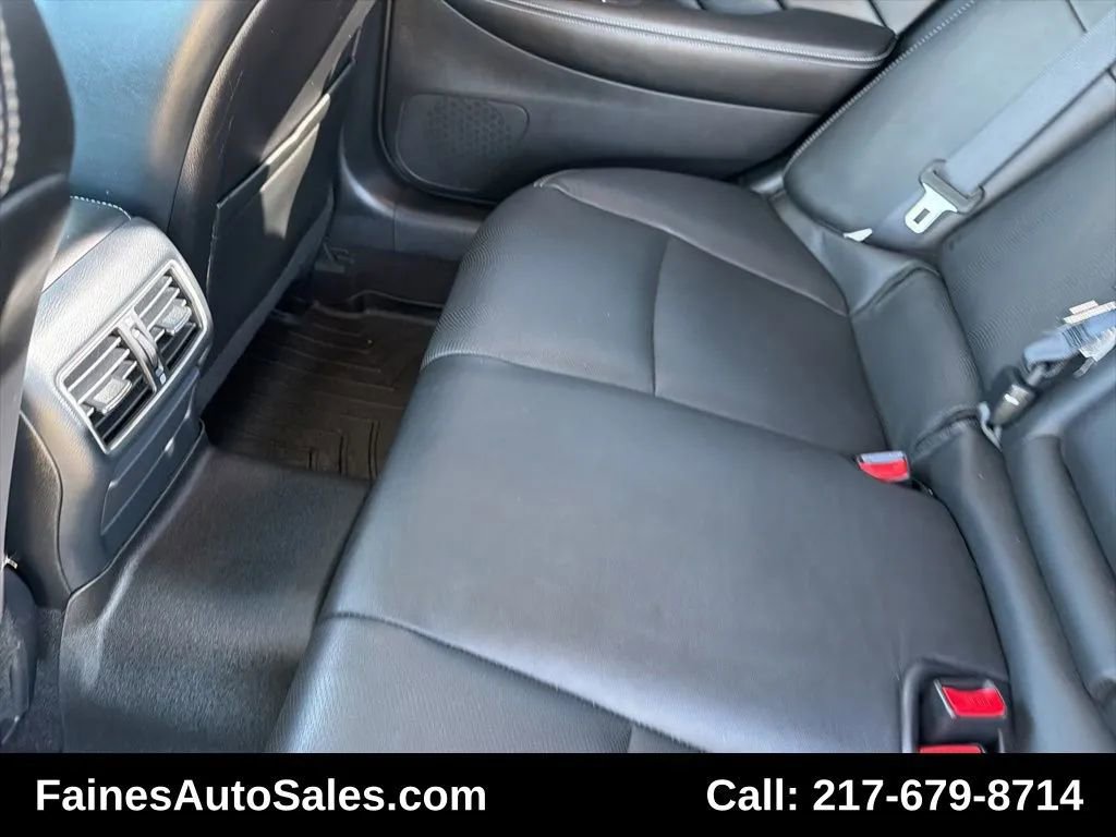 Used 2016 INFINITI Q50 Premium w/ Driver Assistance Package image 36