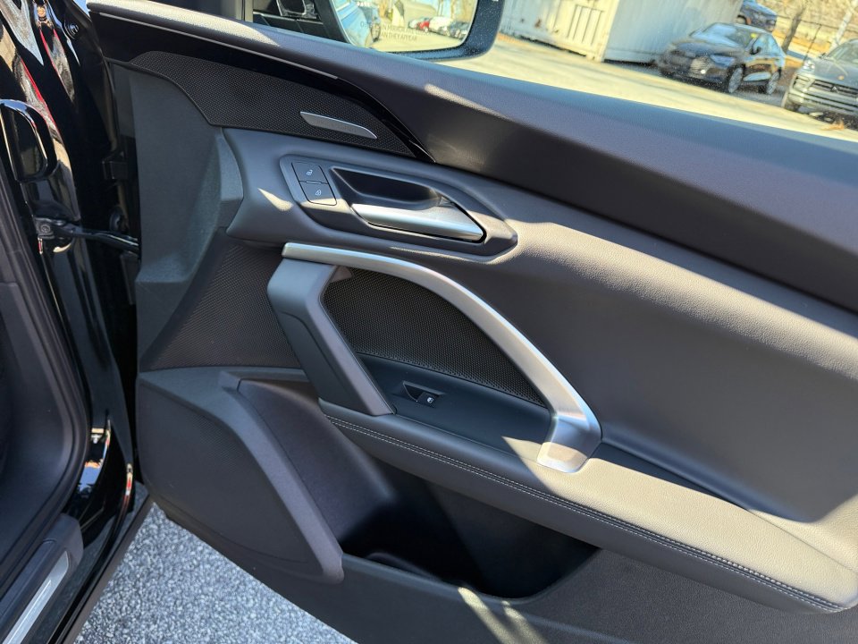 New 2025 Audi Q5 Premium Plus image 31