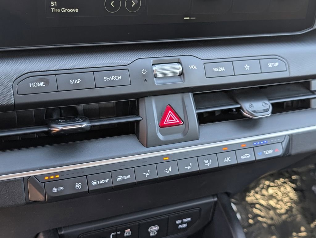 Certified 2025 Kia K4 LXS image 28