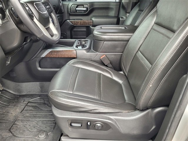 Used 2020 GMC Sierra 2500 Denali w/ Denali Ultimate Package image 17