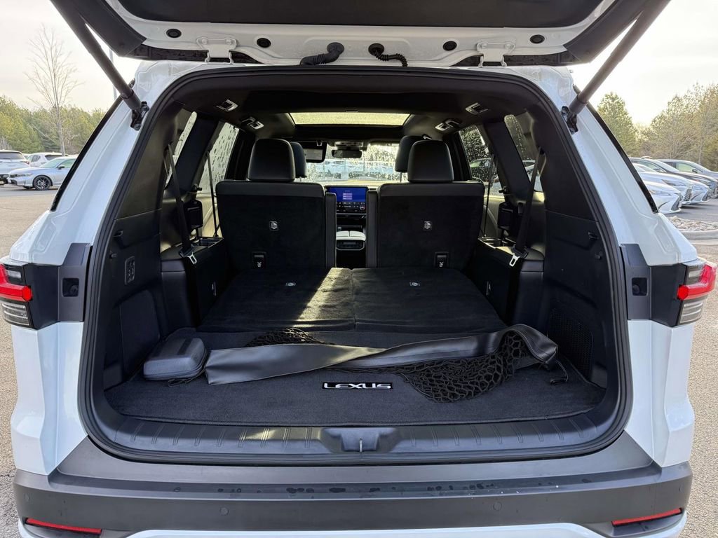 Used 2025 Lexus TX 350 AWD w/ Technology Package image 28