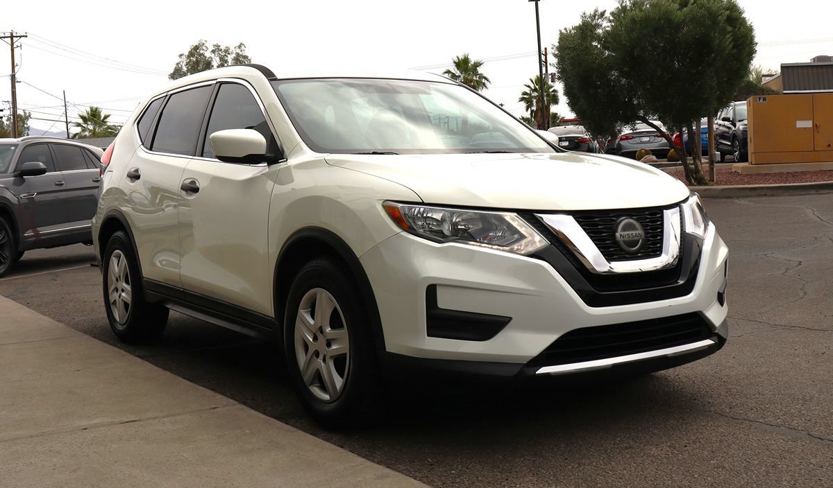 Used 2018 Nissan Rogue S FWD image 14