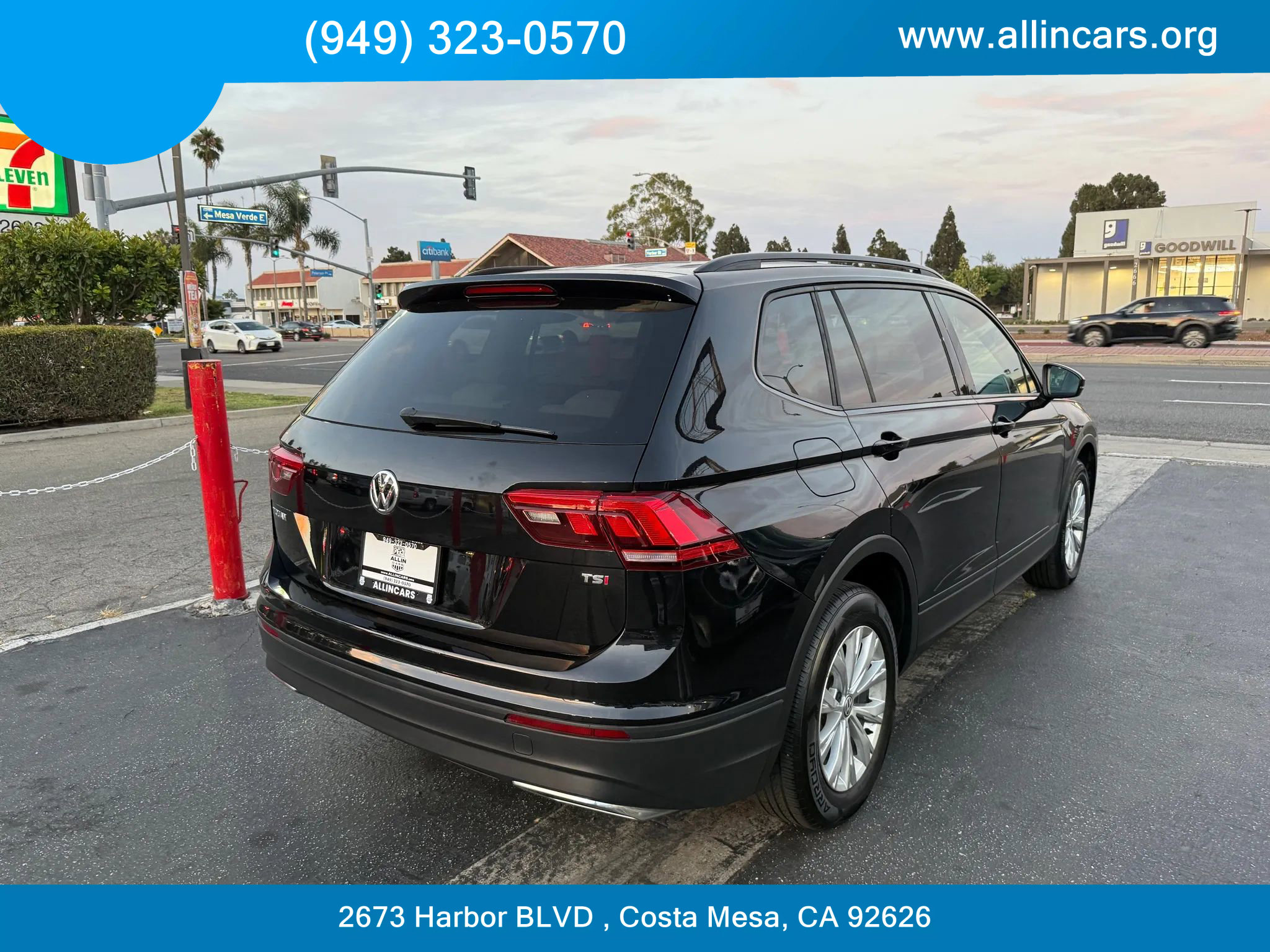 Used 2018 Volkswagen Tiguan S image 4