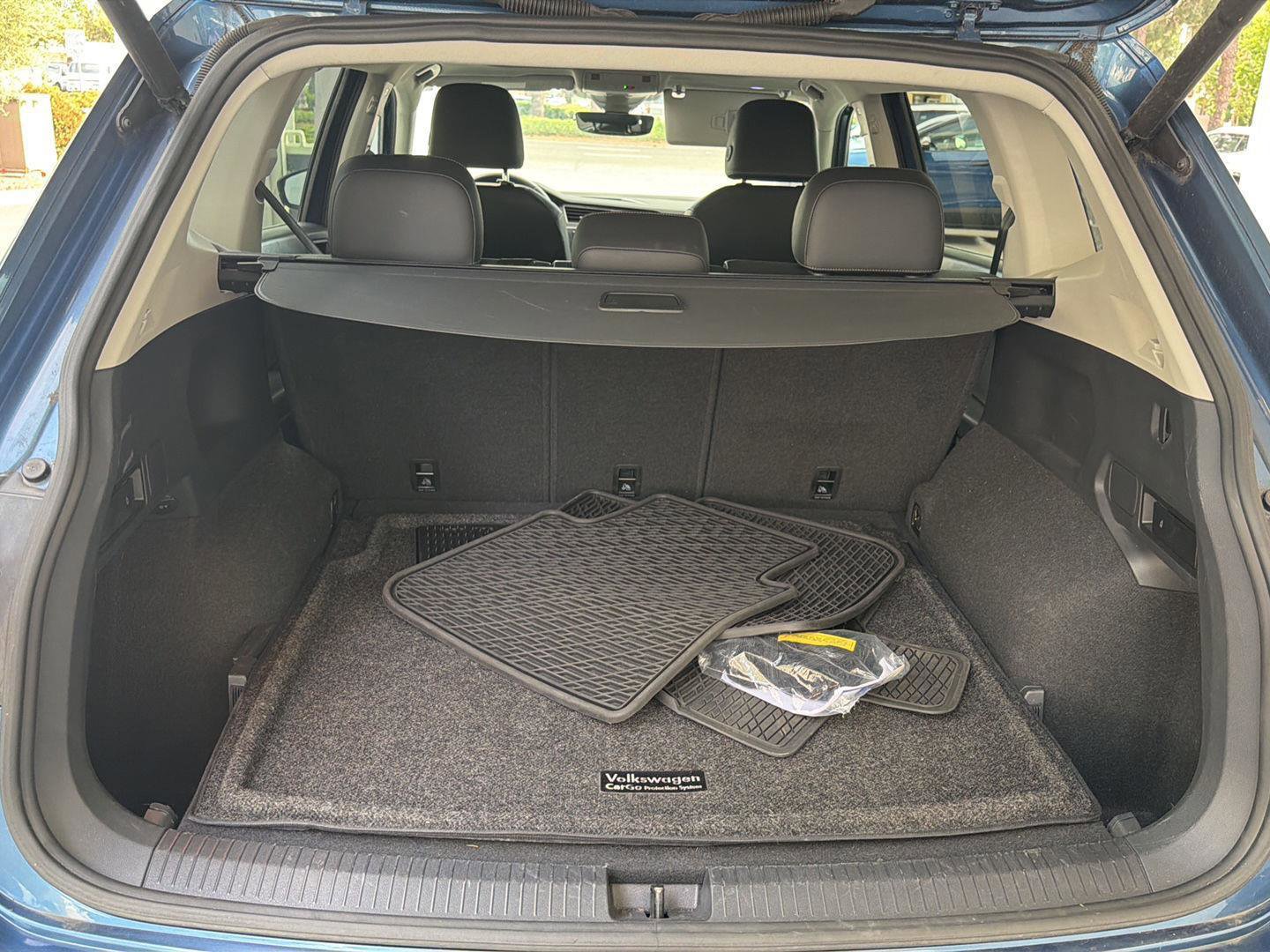 Certified 2020 Volkswagen Tiguan SEL AWD/4WD image 13