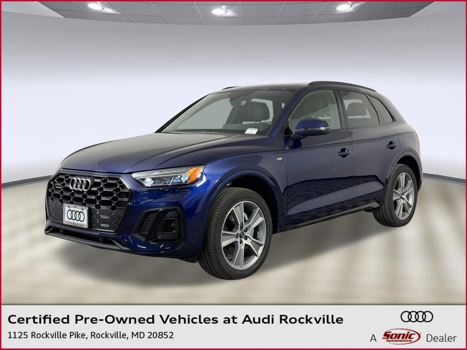 Certified 2025 Audi Q5 2.0T Premium w/ Convenience Plus Package