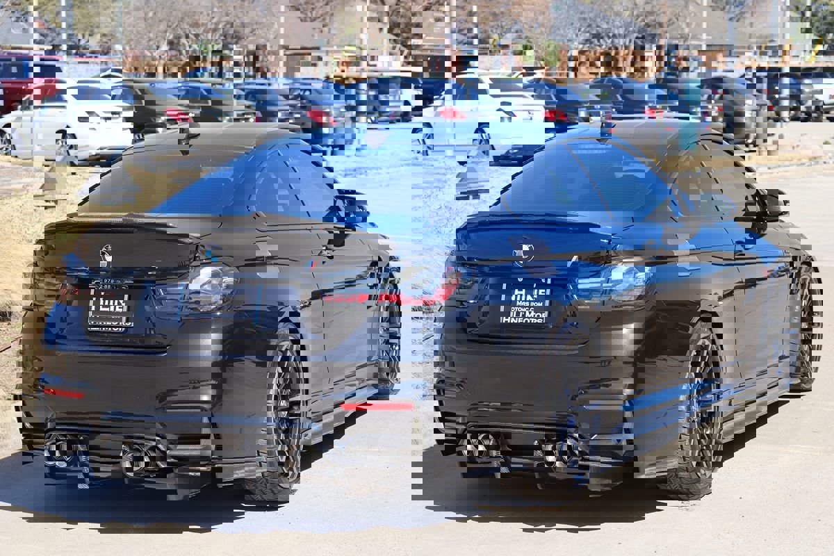 Used 2018 BMW M4 Coupe image 12